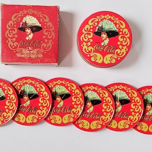 Coca Cola Collectable Vintage Coasters In Round Tin Set 6 Cork Backing A15-626