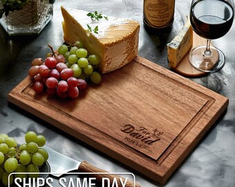 Personazlied Cutting Board,Walnut Wood Charcuterie Board,Valentines Day Gift,Bridal shower Wedding Gift, Engagement Gift, Anniversary Gift