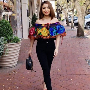 Hand Embroidered Chiapaneca Blouse. Colorful Mexican Blouse. Traditional Mexican Blouse. Floral Mexican Top. Off the Shoulder Blouse.S to XL
