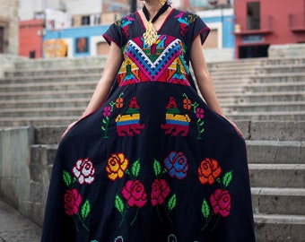 伝統的なメキシコのドレス - メキシコのドレスアップ - メキシコの民族