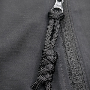 Big black paracord zipper pulls, zipper replacement, gym bag zipper pull, zipper puller