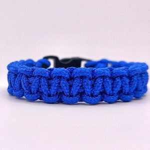 Blue braided paracord bracelet
