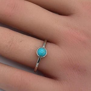 Solitaire Promise Ring Solid 925 Sterling Silver 7 mm oxidized Round Natural Turquoise Women Ring Gift for Her Thumb Ring Petite Dainty