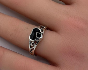Anillo de corazón de plata de ley: Anillo de promesa solitario de ónix negro