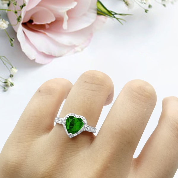 Halo Heart Promise Ring Simulated Emerald Anniversary Promise Ring New Design