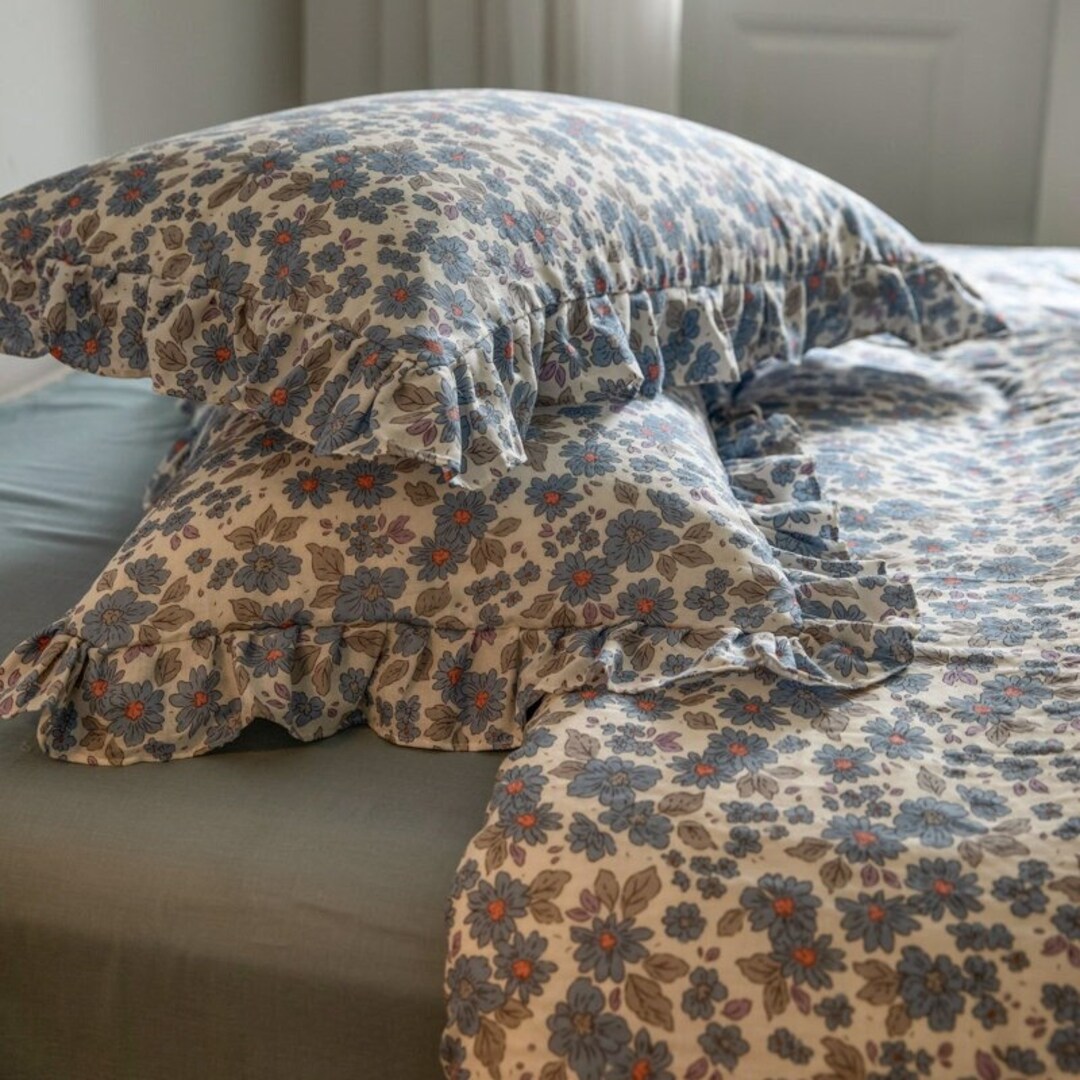 Pastel Ditsy Floral Bedding Set