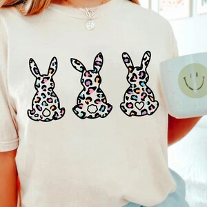 Women's Leopard Bunny Trio Graphic Tee - Cute Funny Easter Rabbit Spring T-Shirt