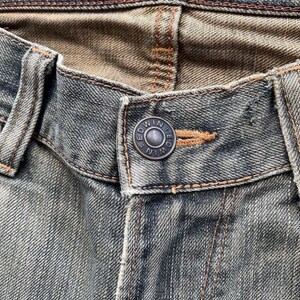 Pantalones vaqueros vintage Edwin 503 rasgados, fabricados en Japón, de mezclilla desteñida y desgastada, talla W34x34. imagen 6