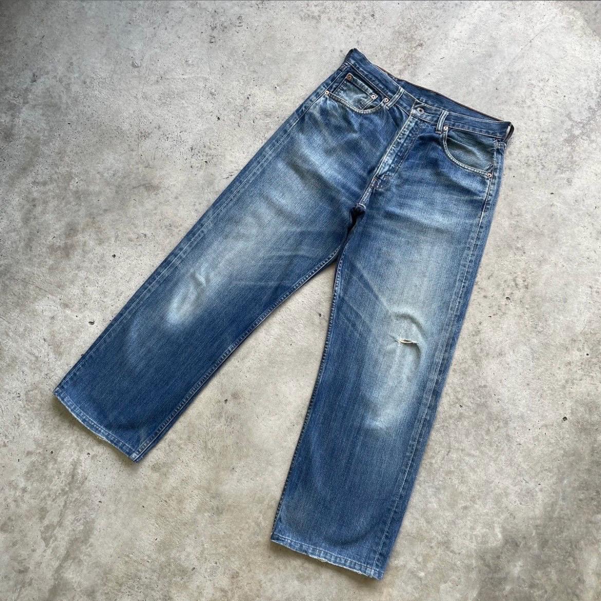 Vintage Levi's 504 Faded BAGGY Jeans Stonewashed Denim Pants