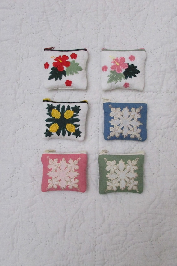 Hawaiian Quilt Square Coin Purse with 2 Card Holder