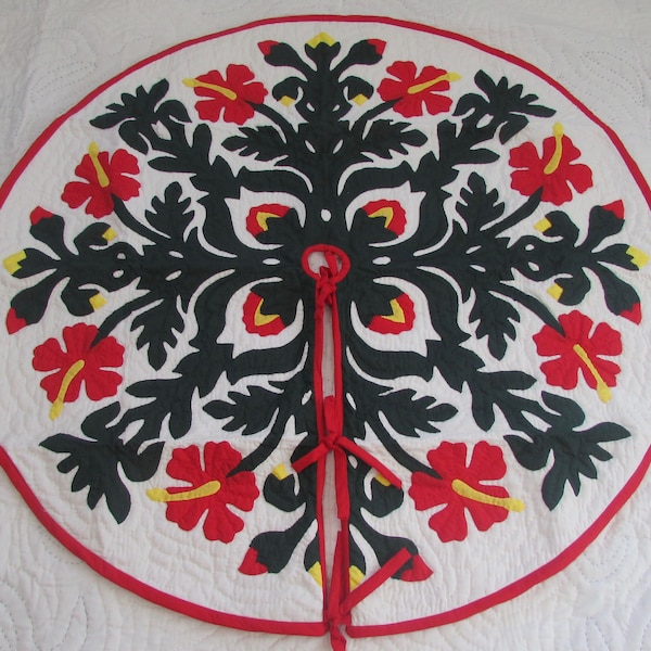 Hawaiian Quilts 100% Hand Quilted/Hand Appliqued Christmas Tree Skirt 42"