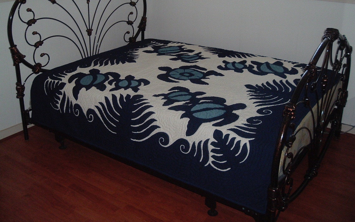 Hawaiian Quilt Bedspread King Size 110x105 W/2 Pillow Shams Etsy