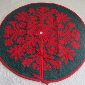 Hawaiian Quilts 100% Hand Quilted/Hand Appliqued Christmas Tree Skirt 42"