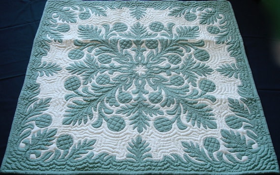 Hawaiian quilt blanket deals