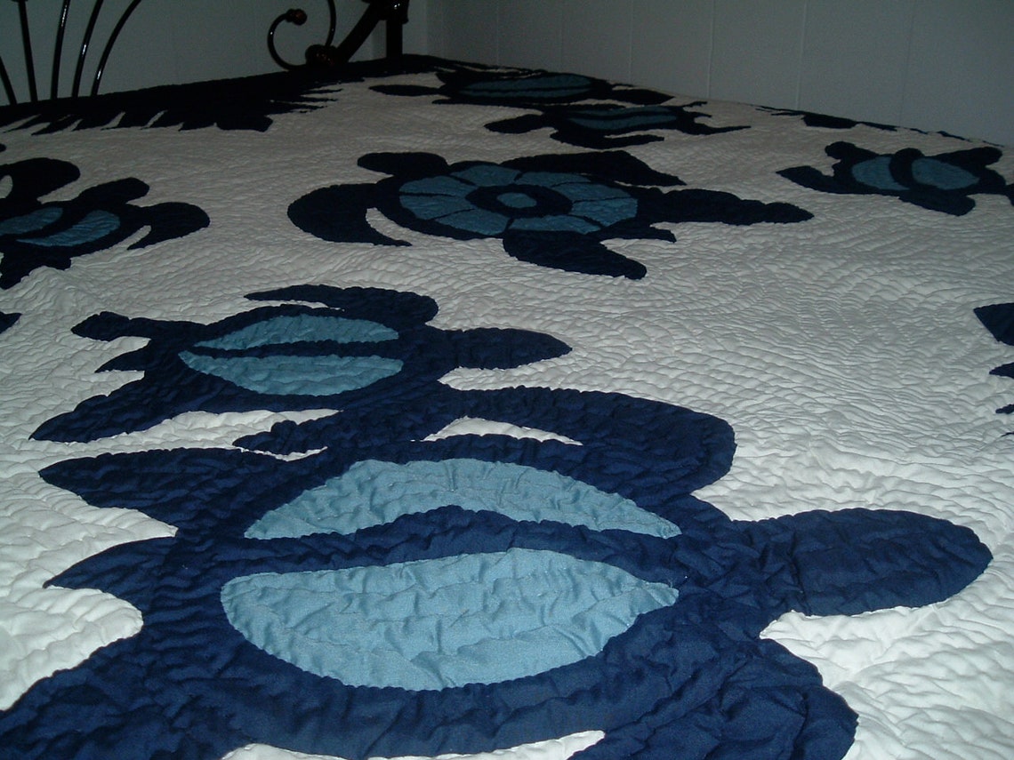 Hawaiian Quilt Bedspread King Size 110x105 W/2 Pillow Shams Etsy