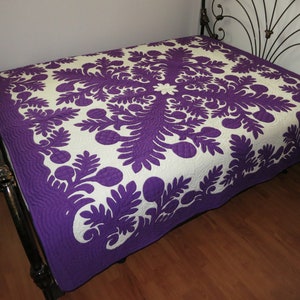 Hawaiian Quilts 100% Hand Quilted/Hand Appliqued Full/Queen Bedspread 80x80 Breadfruit (Ulu) Design