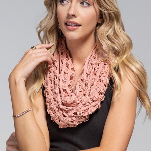 Handmade Pink Chenille Crochet Infinity Scarf Lattice Fall Ski