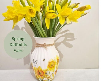 Spring Daffodils Glass Vase, Daffodil Gifts, Pretty Wildflowers Flower Vase, Floral Yellow Daffodil Vase, Daffodil Vase Birthday Gift