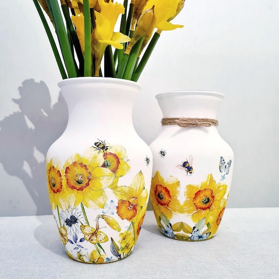 Yellow Daffodils Glass Vase, Country Cottage Floral Home Decor Gift, Hand Crafted