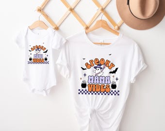 Magliette Spooky Vibes Mama e Mini, abiti per Halloween per mamma e me, regalo retrò per Halloween per mamma e bambino per madre e figlia, maglietta della stagione spettrale