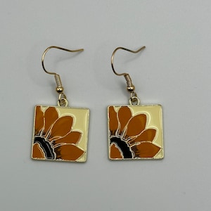 Golden Sunflower Square Earrings Summer Earrings Fun Earrings Unique Jewelry Flower Earrings Floral Jewelry sunflower jewelry Birthday Gift