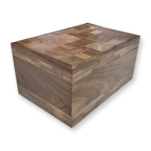 Walnut Keepsake Box