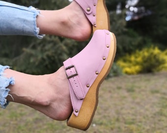 Schwedische Holzclogs für Damen. Rosa Nubuk und viele Farben