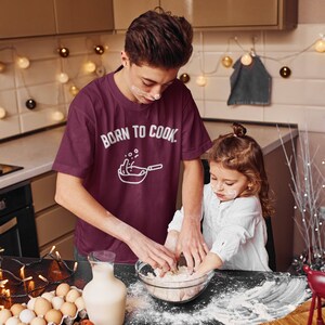 Cooking Themed T-Shirt | Men&#39;s T-Shirt | Women&#39;s T-Shirt | Foodie Passion | Born To Cook.