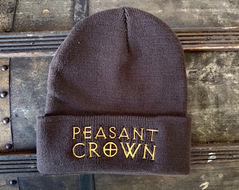 The PEASANT CROWN beanie | Diablo 2 gifts