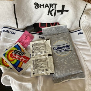 Lo ShartKit originale.  Il miglior regalo gag per cui qualcuno ti ringrazierà.  Per quei momenti che non ti aspetti mai.  Sicuro, divertente e portatile.