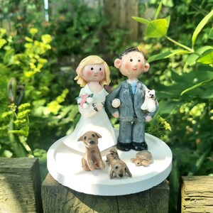 Personalization Wedding Cake Topper with Pets, Custom Bride & Groom Dog Cat Portrait Figurines, Mr/Mrs cake topper, Anniversary wedding gift