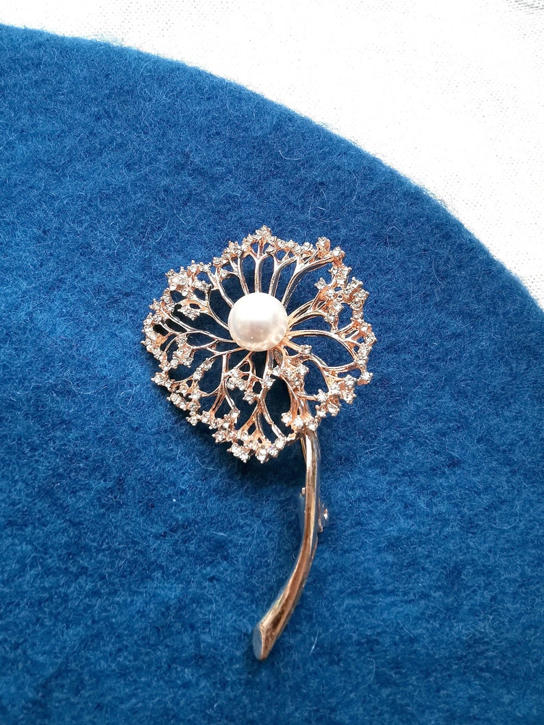 Crystal dandelion flower brooch in gold tone image 1