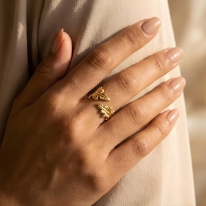 Anillo de filigrana de oro estilo vintage, anillo de flor de oro grueso