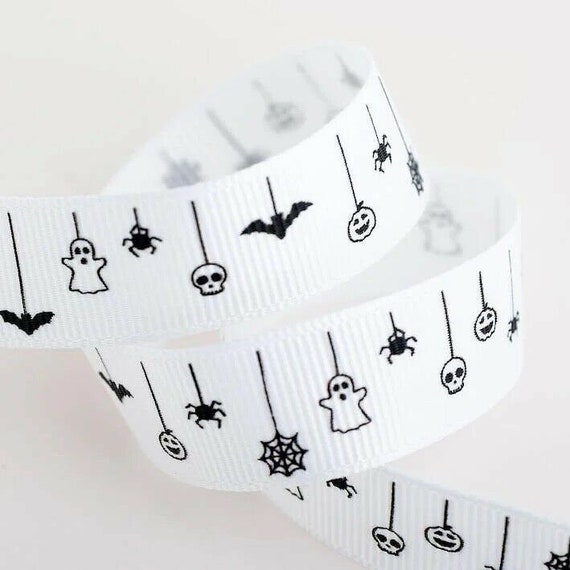 Grosgrain Ribbon Presents: 16mm Grosgrain Ribbon Presents: 16mm