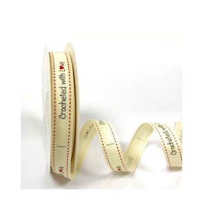 Avorio da 16 mm Realizzato all'uncinetto con amore Nastro in grosgrain Varie lunghezze Cucito artigianale