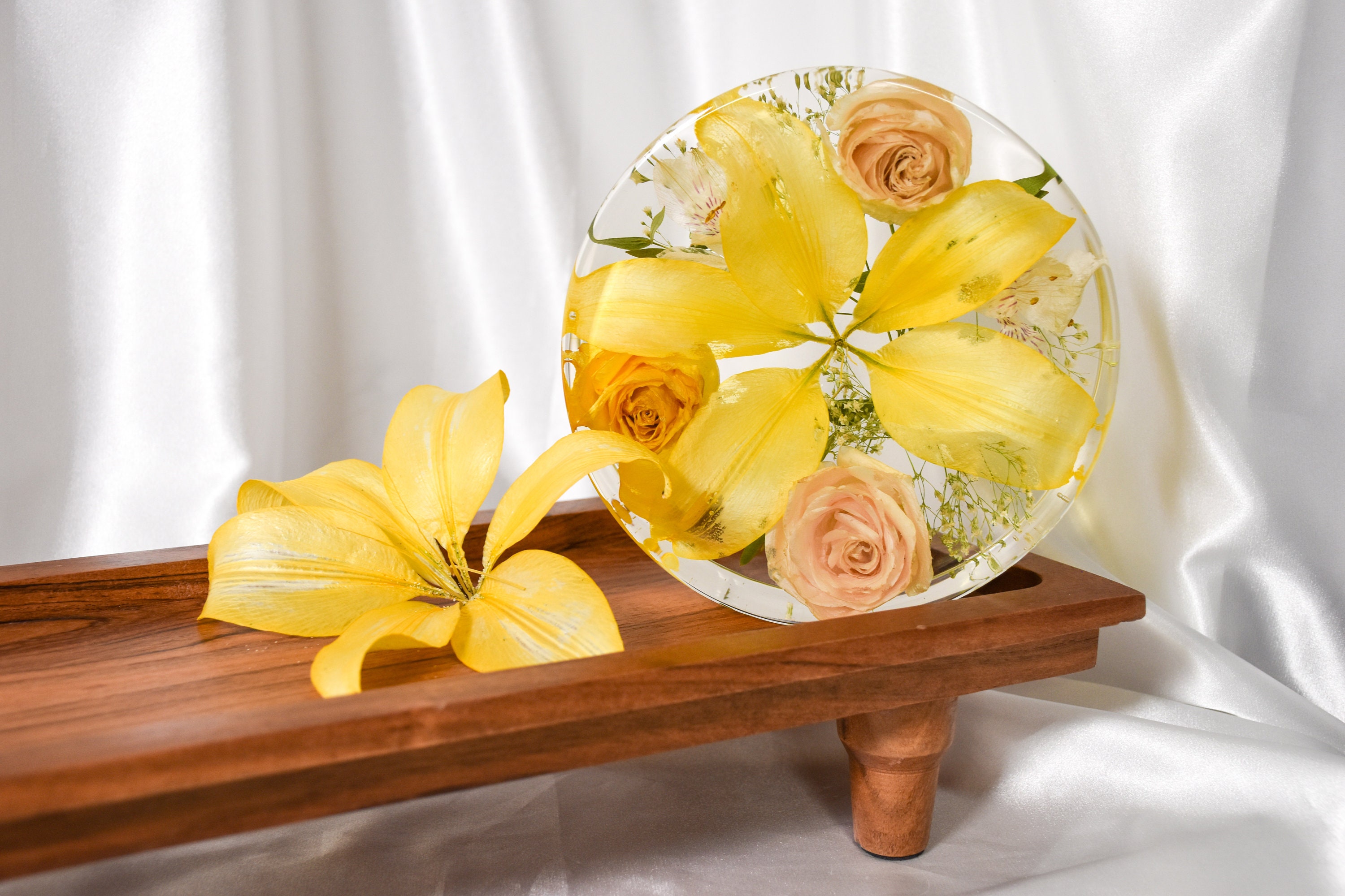 Resin Flower Preservation Funeral Flower Preservation Memorial in Memory of Celebration of Life