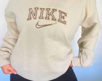 nike oversized jumper