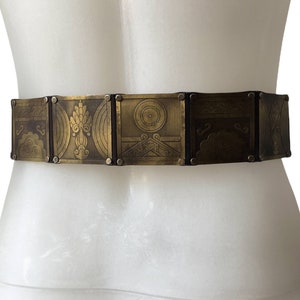 VERSUS by GIANNI VERSACE 1990s vintage leather and metal plates belt