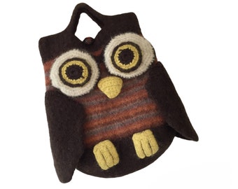 Vintage wool owl novelty handbag