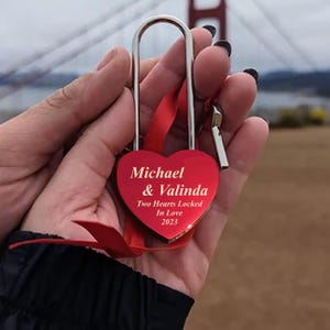 Love lock hand band clearance