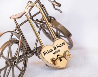 Personalized Love Lock Wedding Gift, Engraved Padlock with Key, Anniversary Gift Present Love Lock Padlock Custom Engagement Gift