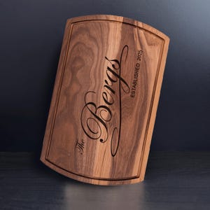 Personalized Cheese Board Wedding Gift, Custom Charcuterie Board Housewarming Gift, Unique New Home Gift, Couple Gift, Bridal Shower Present