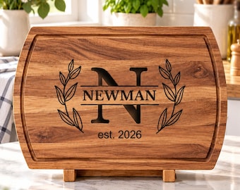 Personalized Walnut Cutting Board, Wedding Gift for Couple, Engraved Charcuterie Board