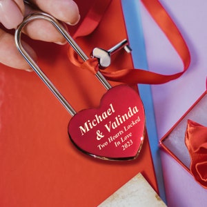 Personalized Love Lock Unique Wedding Gift for Couples, Romantic Gifts for Her, Love Padlock Husband Gift, Valentines Day Gift for Boyfriend