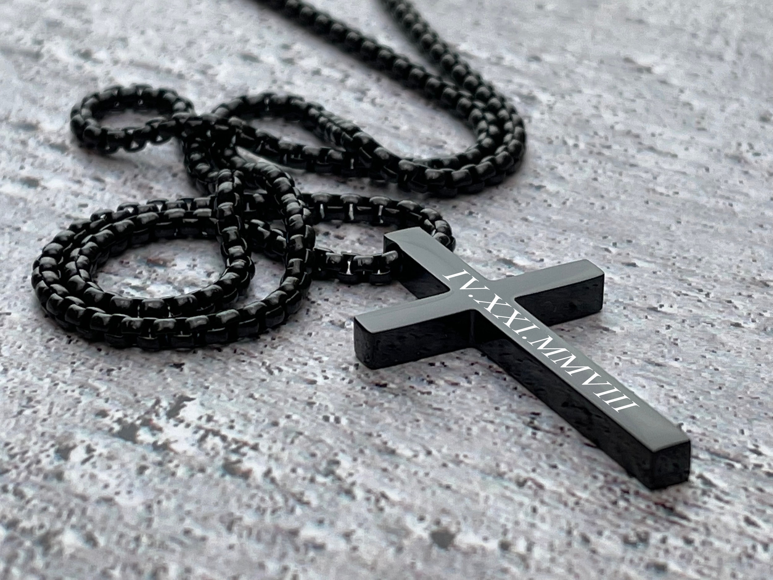 Personalized cross necklace mens gold cross pendant, mens cross, boyfriend gift, mens silver cross jewelry with a name engraved, Black Cross