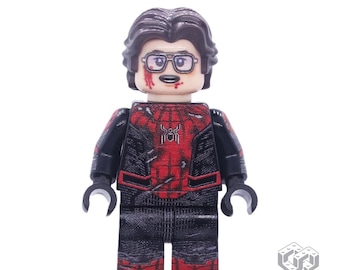 SPIDER-MAN, Far From Home Battle-Damaged Black-and-Red suit (custom printed minifigure)