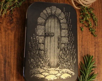 Fairy Door Tin – Engraved Keepsake Box with Gothic Design