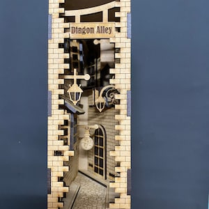 Book Nook Kit - Wizard Alley Theme