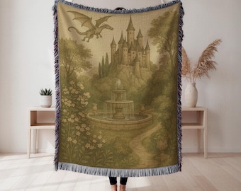 Mittelalterliche Garten-Fantasie-Decke, gewobene Burg und Drache Cottagecore-Überwurf, dunkles Wanddekor, Geschenk für Drachenliebhaber, Wandbehang