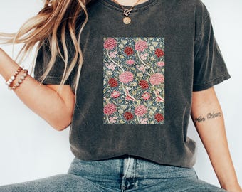 Art Tshirt | William Morris - Chrysanthemum (1877) | Nature Tshirt | William Morris Tshirt